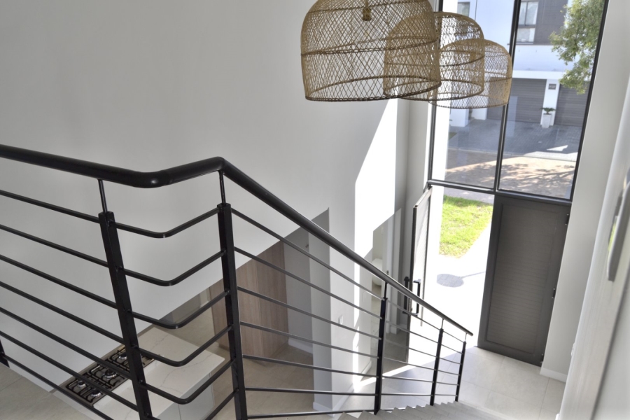 To Let 4 Bedroom Property for Rent in Croydon Gardens Estate Western Cape